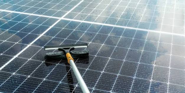 Solar Panel Cleaning Image